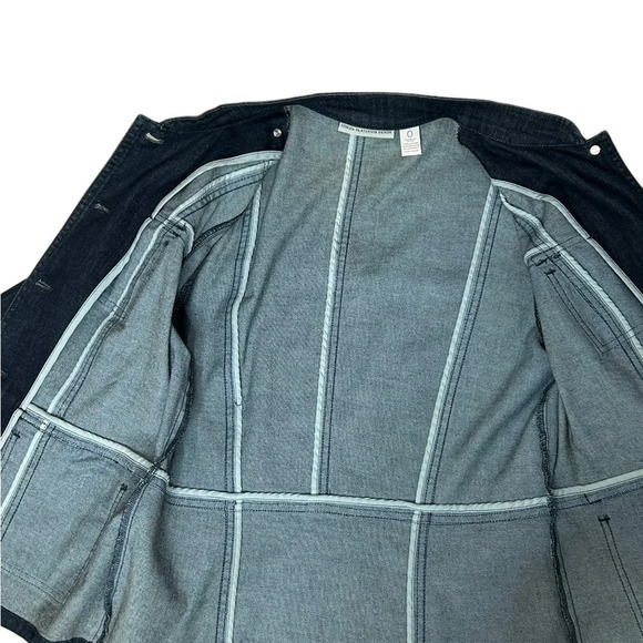 Chico’s Platinum Blue Denim mock neck jean jacket Chicos Sz 0 US Sz 4 EUC - Picture 7 of 8
